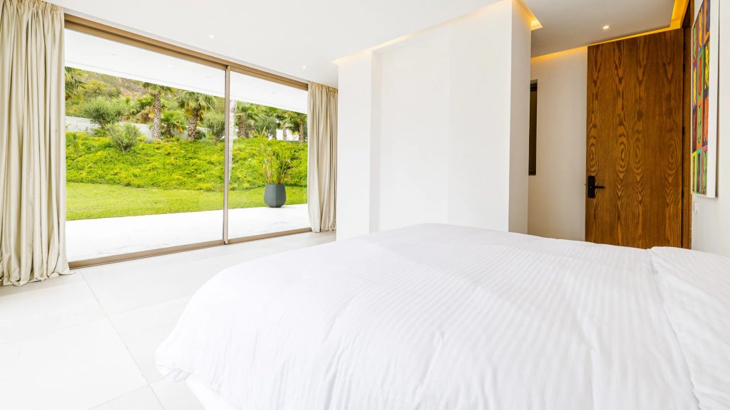 Suite 2