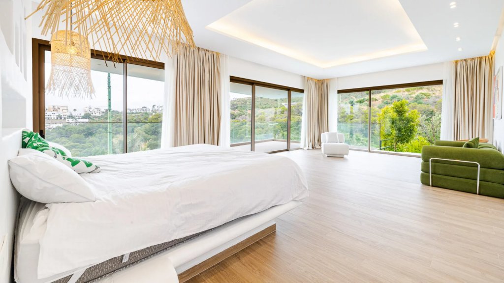 Suite 9