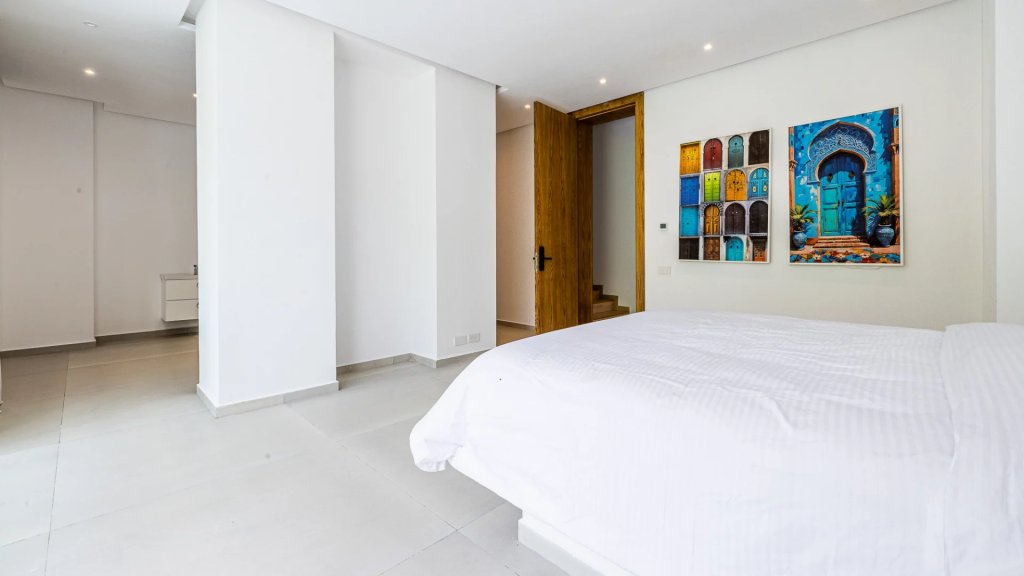 Suite 23